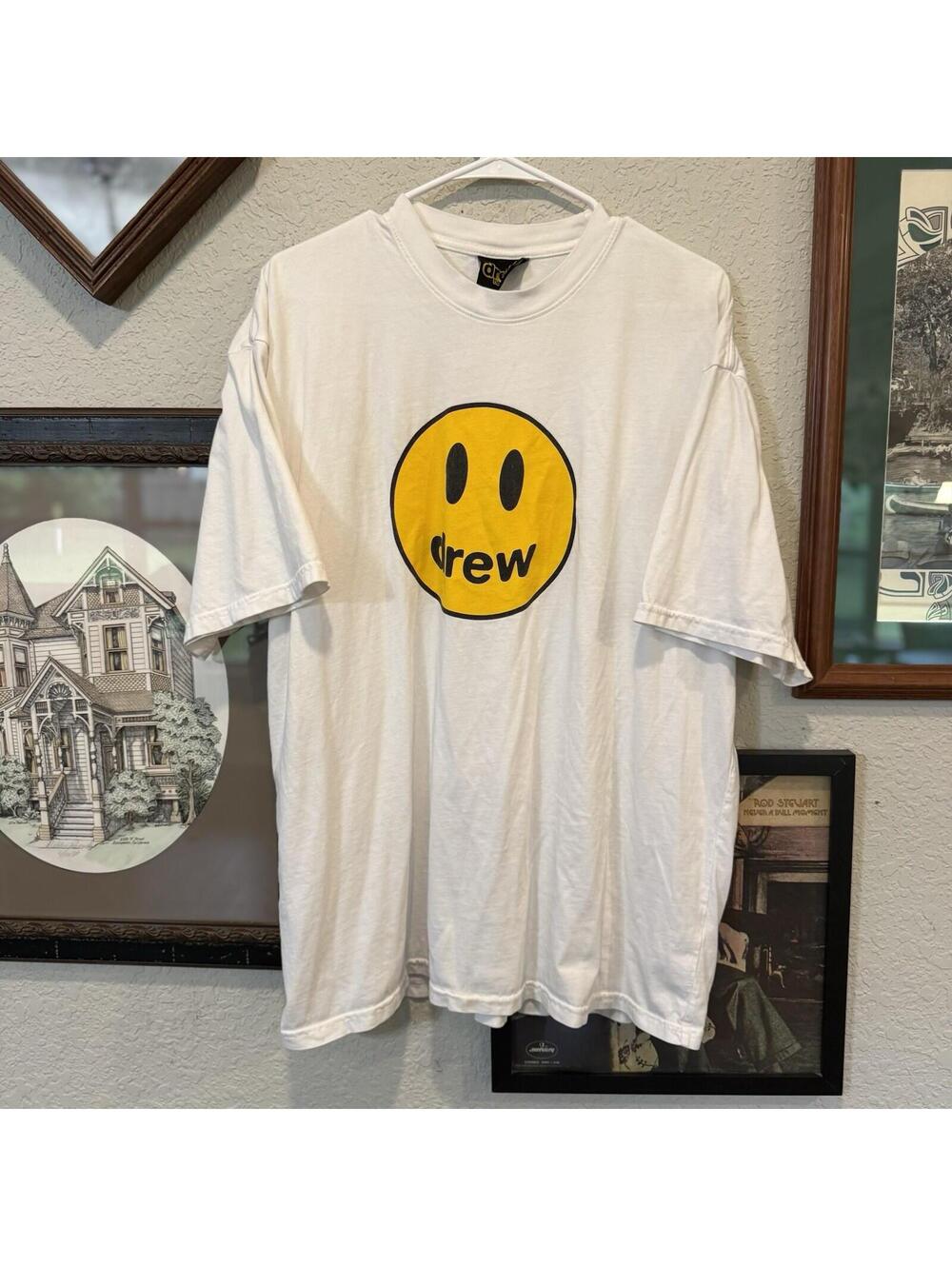Drewโ House Justin Bieber Yellow Smiley Logo T-shirt White Size Large Large